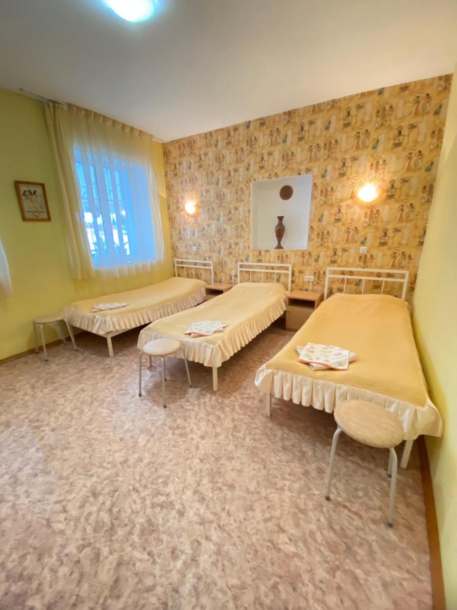 Osobyi Guest House Cholpon-Ata Ngoại thất bức ảnh