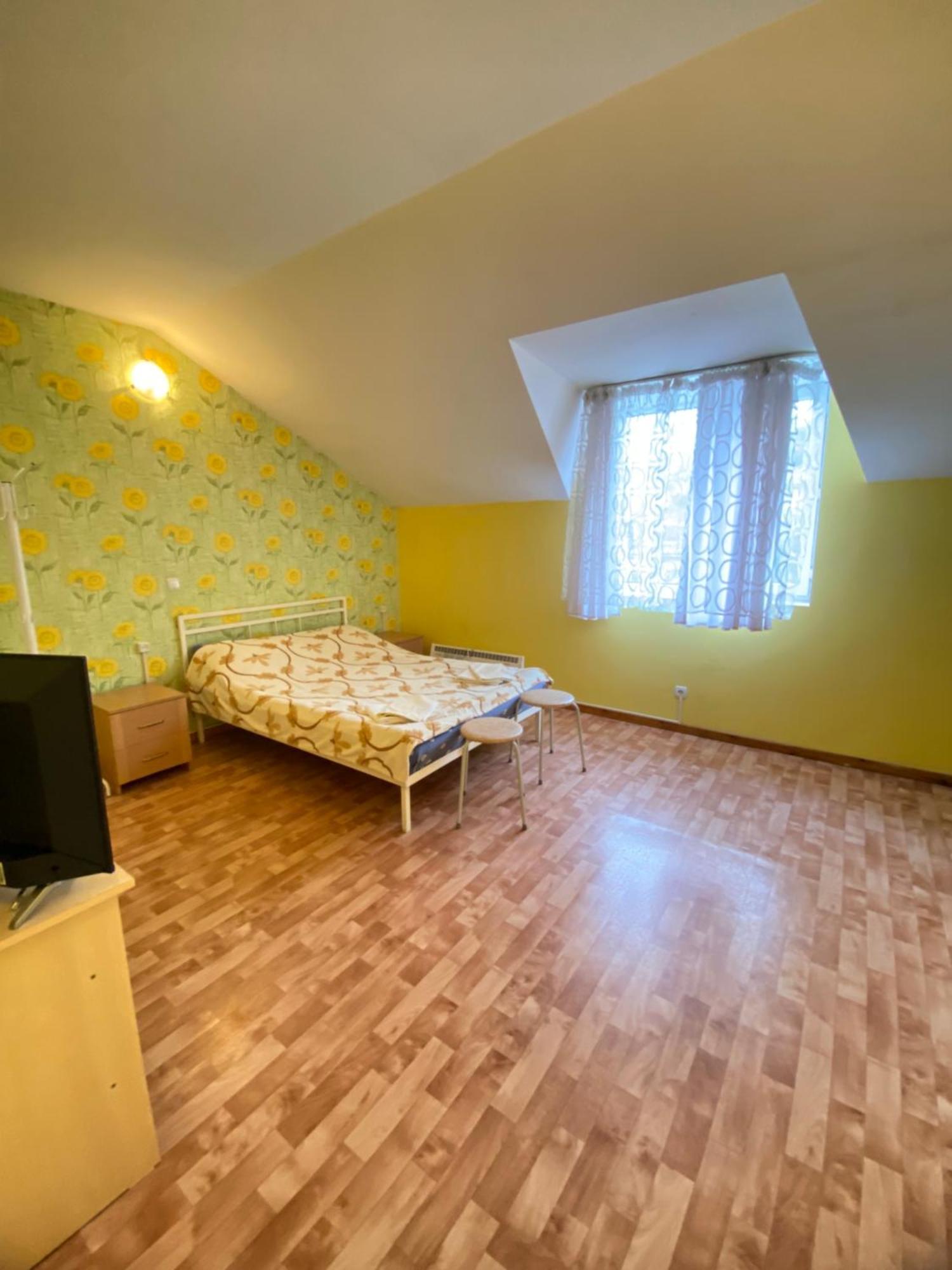 Osobyi Guest House Cholpon-Ata Ngoại thất bức ảnh