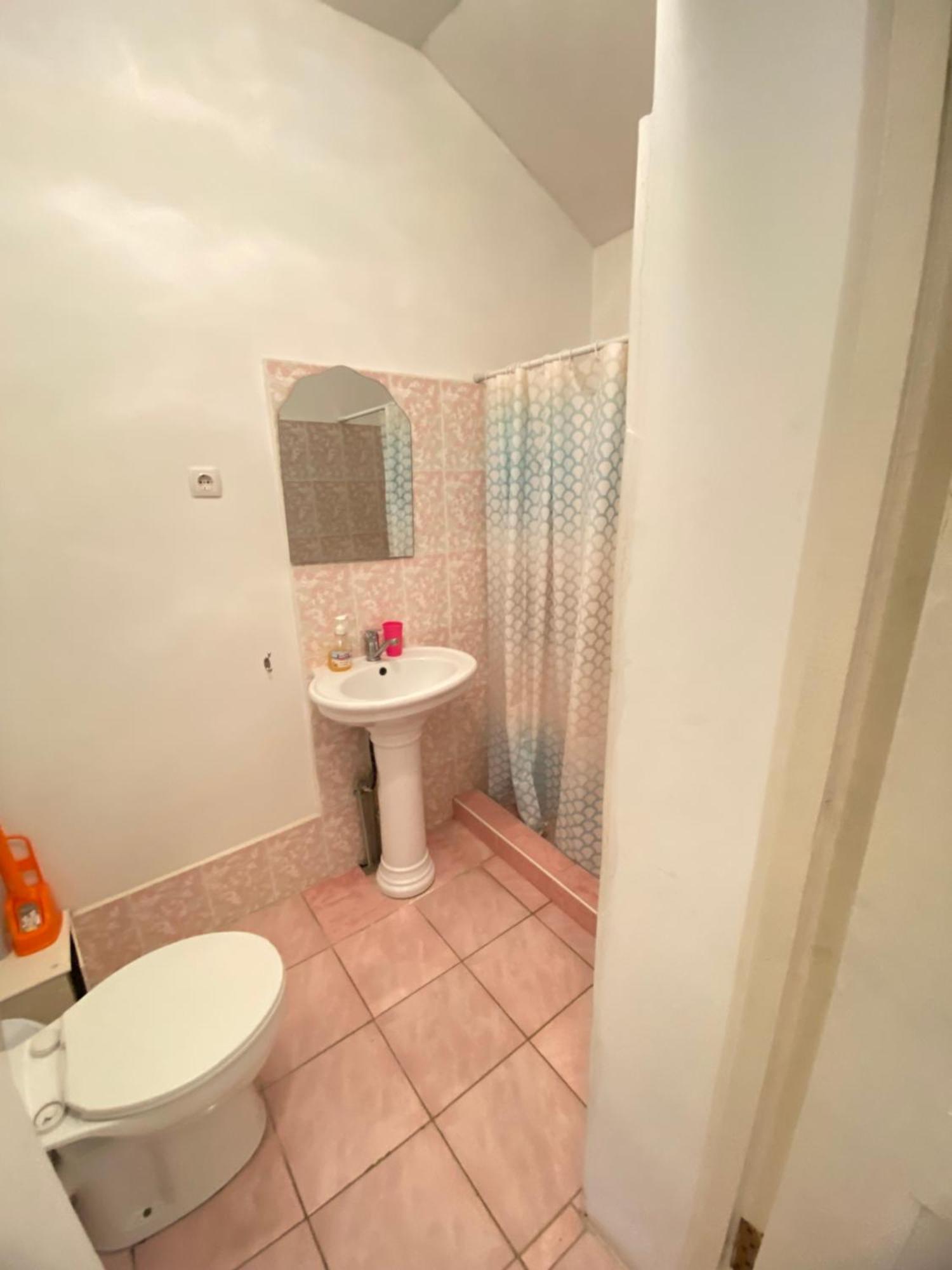 Osobyi Guest House Cholpon-Ata Ngoại thất bức ảnh